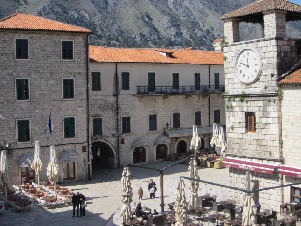 Apartment Palata Bizanti Kotor Bagian luar foto